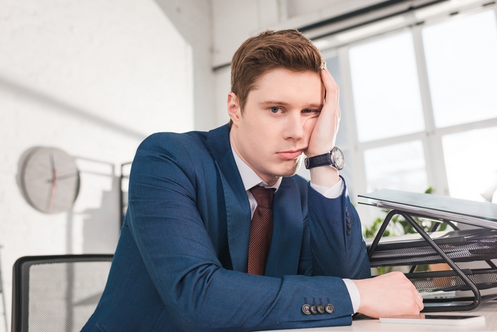 5 Best Ways On How to Deal with Lazy Employees