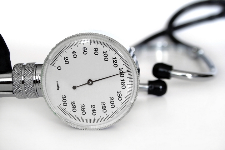 7 Simple Ways to Lower High Blood Pressure Effectively