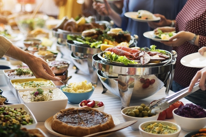6 Different Types of Buffet for Your Corporate Event